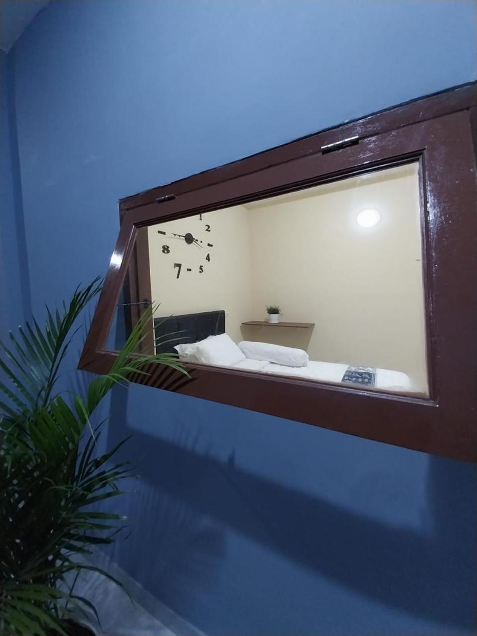 Koku Renon Wisma tamu